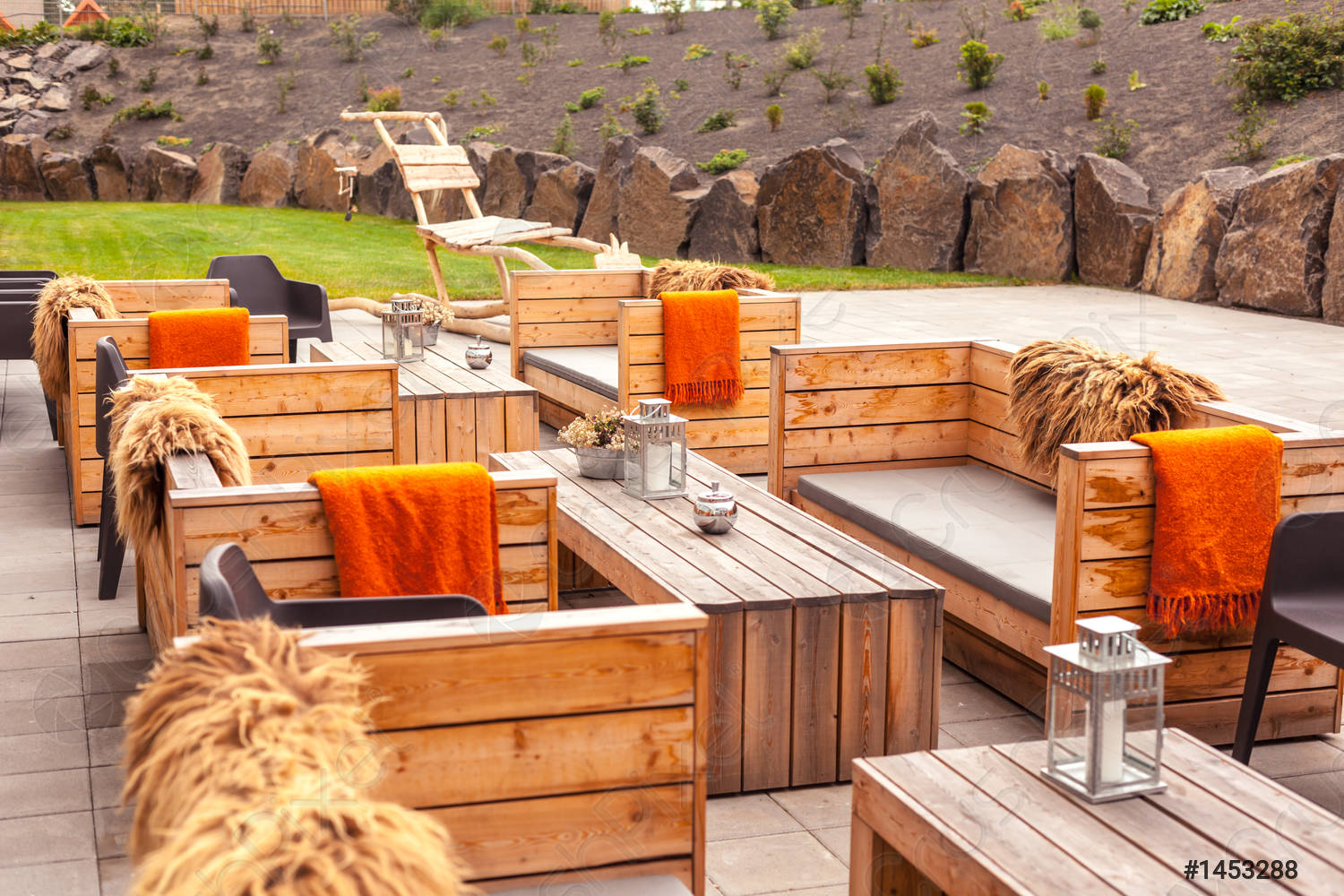 Outdoor Restaurant Furniture: A Guide to Durable and Stylish Seating Solutions post thumbnail image